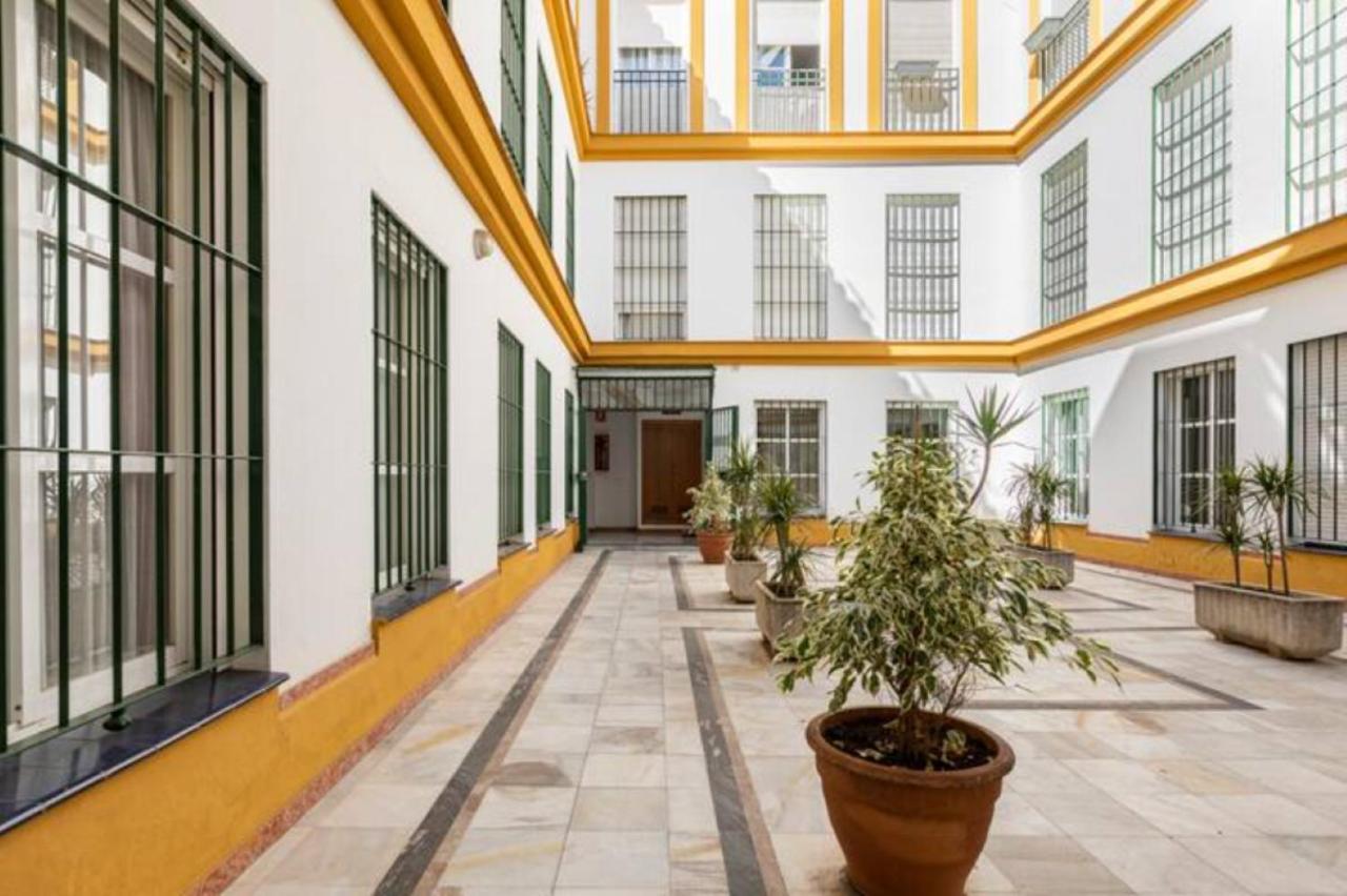 Azahar Metropol Parasol, Medium-sized Parking Gifted For Free * Sevilla